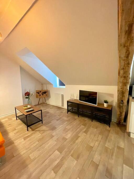 Appartement Cosy Hyper Centre Wifi Rodez Extérieur photo